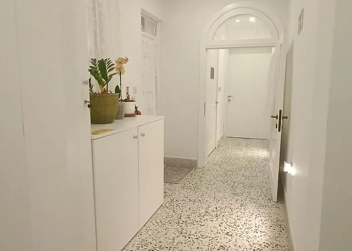 Sea Esta 招待所 *