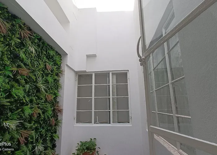 Sea Esta 招待所 *